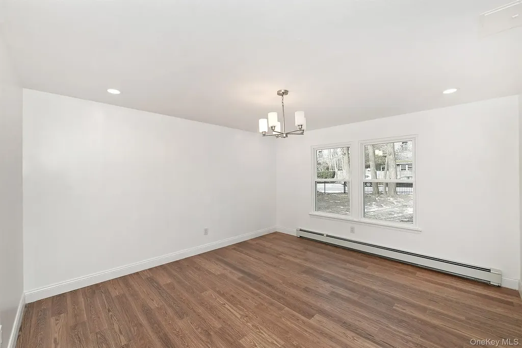 34 Warner Road Huntington NY 11743