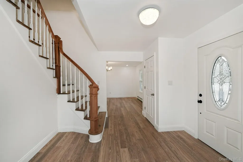 34 Warner Road Huntington NY 11743