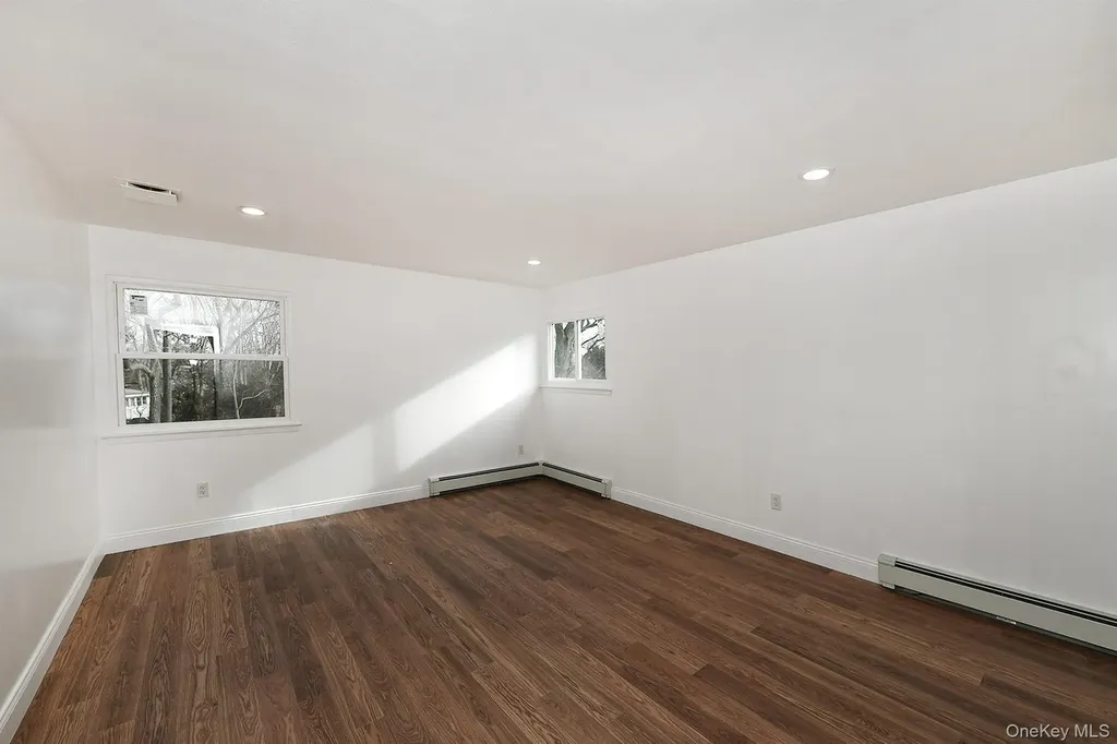 34 Warner Road Huntington NY 11743