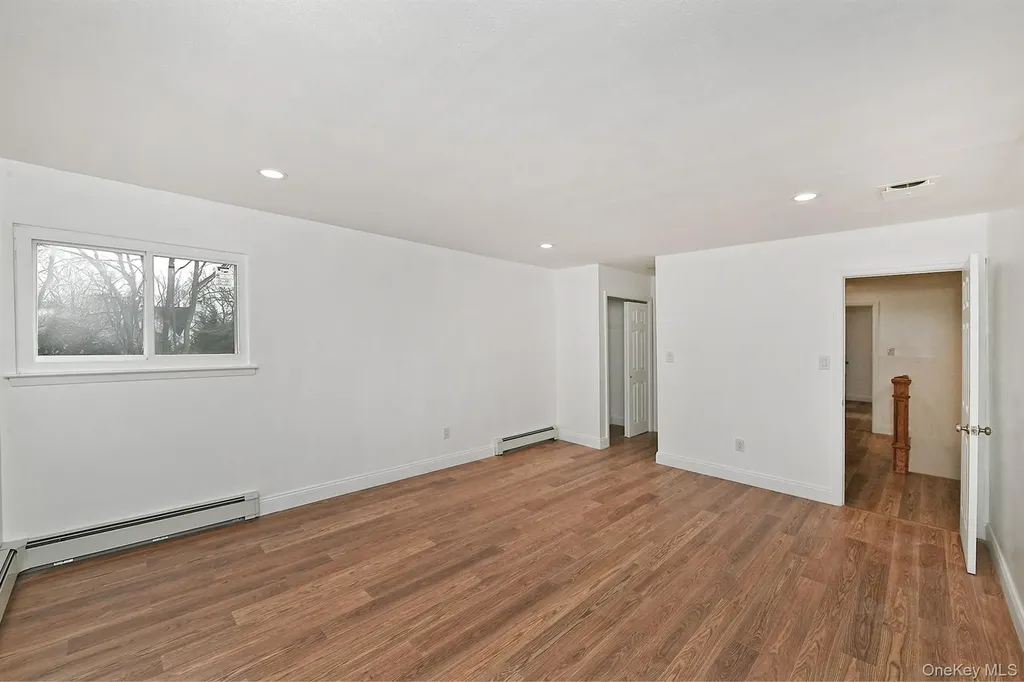 34 Warner Road Huntington NY 11743