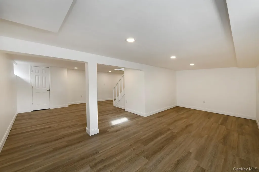 34 Warner Road Huntington NY 11743