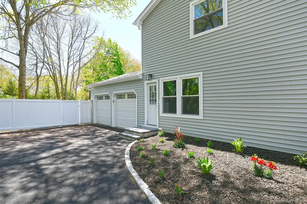 34 Warner Road Huntington NY 11743