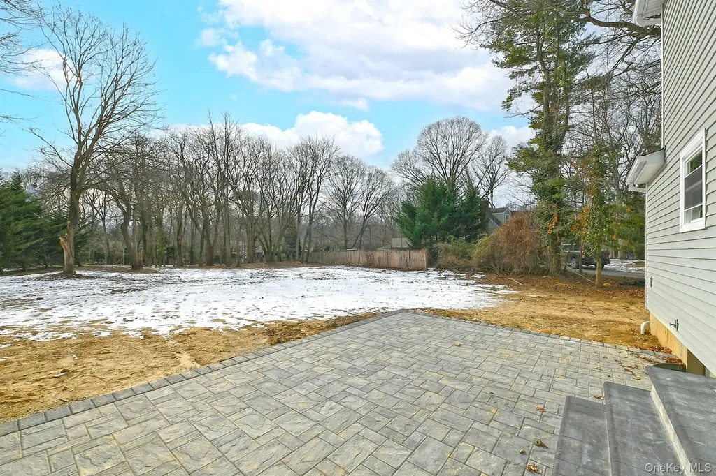34 Warner Road Huntington NY 11743