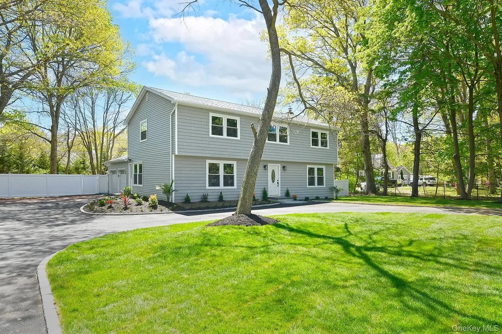 34 Warner Road Huntington NY 11743