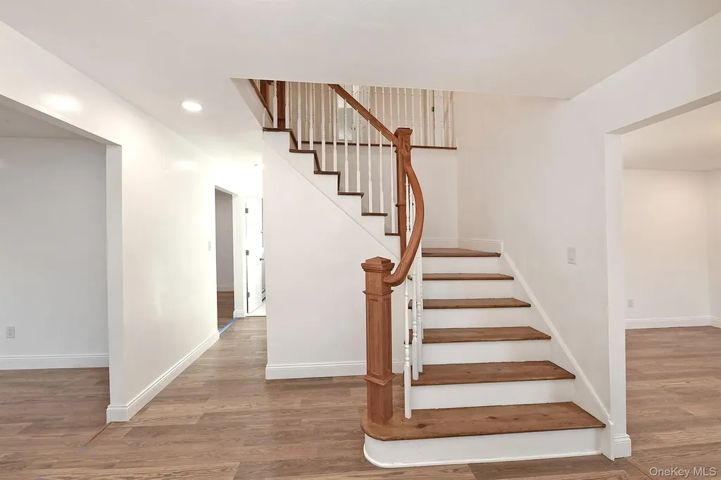 34 Warner Road Huntington NY 11743