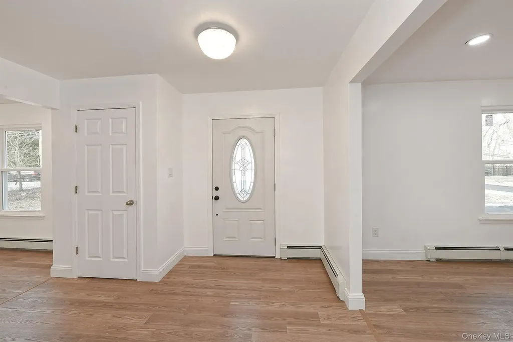 34 Warner Road Huntington NY 11743