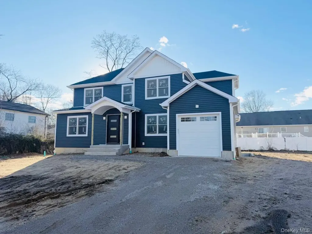 178 Beaver Drive Mastic Beach NY 11951