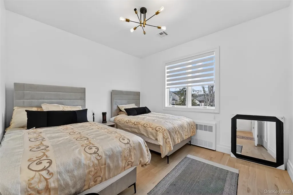 27 Ellish Parkway Spring Valley NY 10977