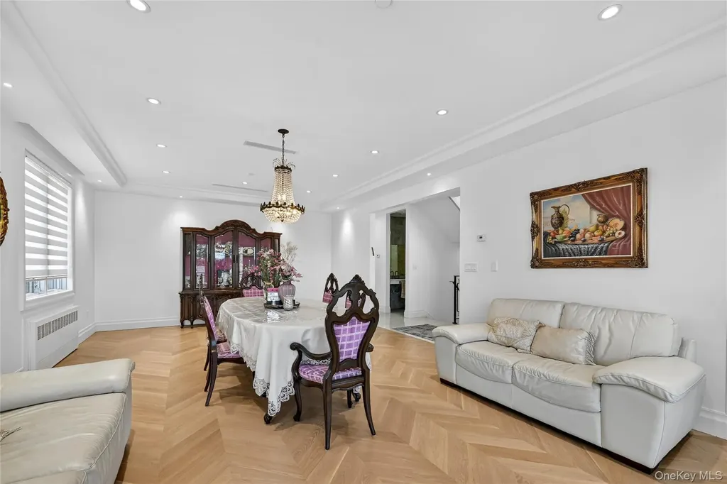 27 Ellish Parkway Spring Valley NY 10977