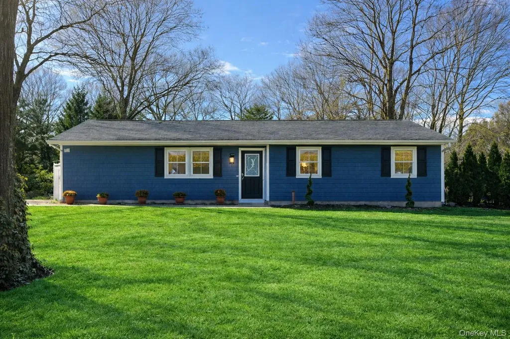 78 Juniper Avenue Ronkonkoma NY 11779