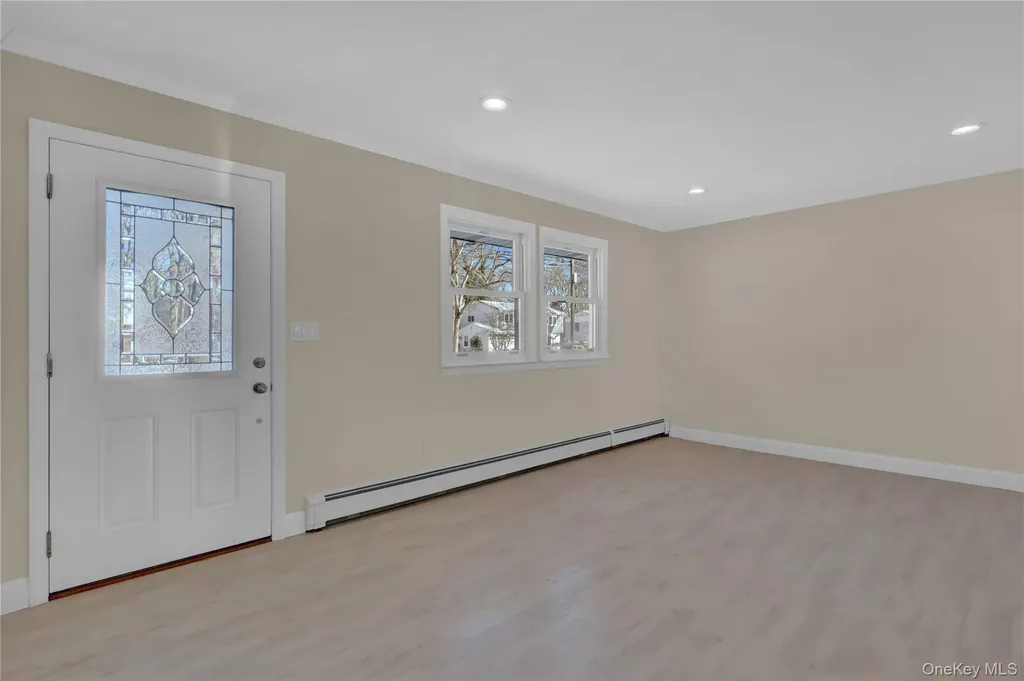 78 Juniper Avenue Ronkonkoma NY 11779