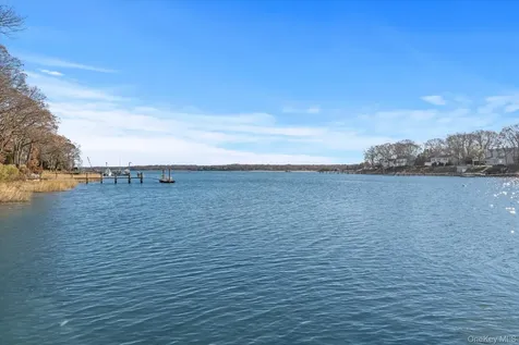 1750 Hobart Road Southold NY 11971