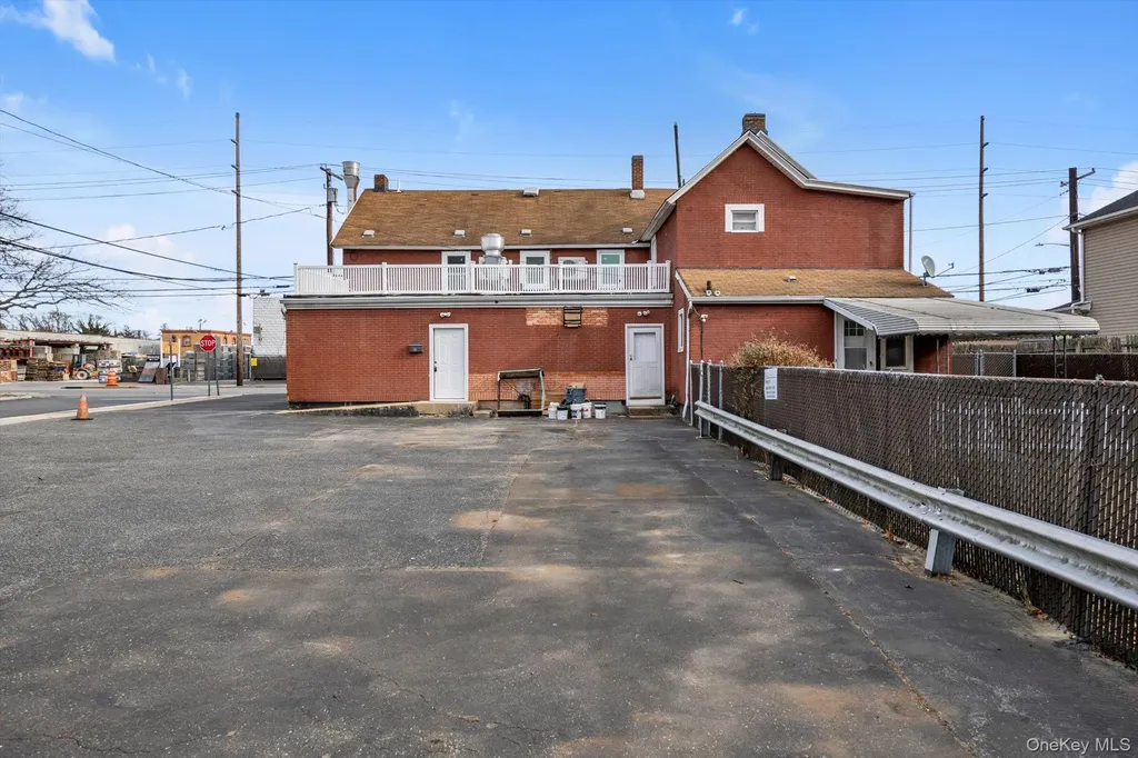 1354 Newbridge Road Bellmore NY 11710