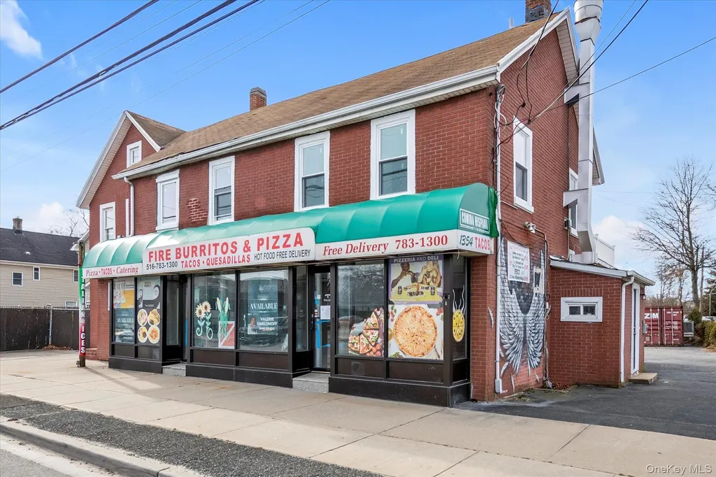 1354 Newbridge Road Bellmore NY 11710