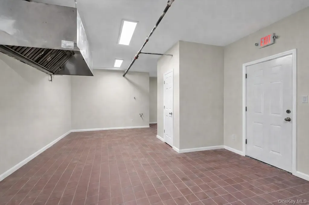 1354 Newbridge Road Bellmore NY 11710