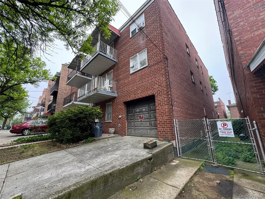 87-66 52nd Avenue Elmhurst NY 11373