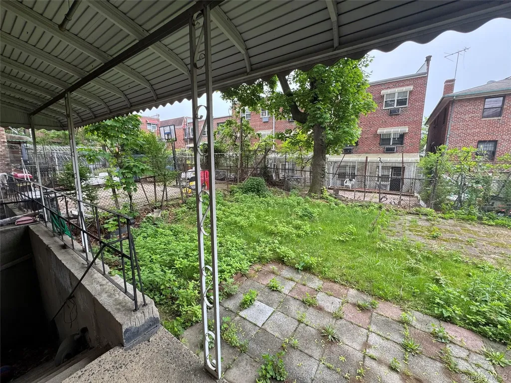 87-66 52nd Avenue Elmhurst NY 11373