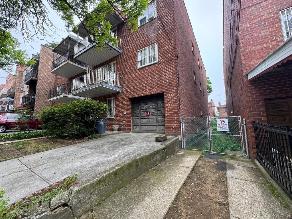87-66 52nd Avenue Elmhurst NY 11373
