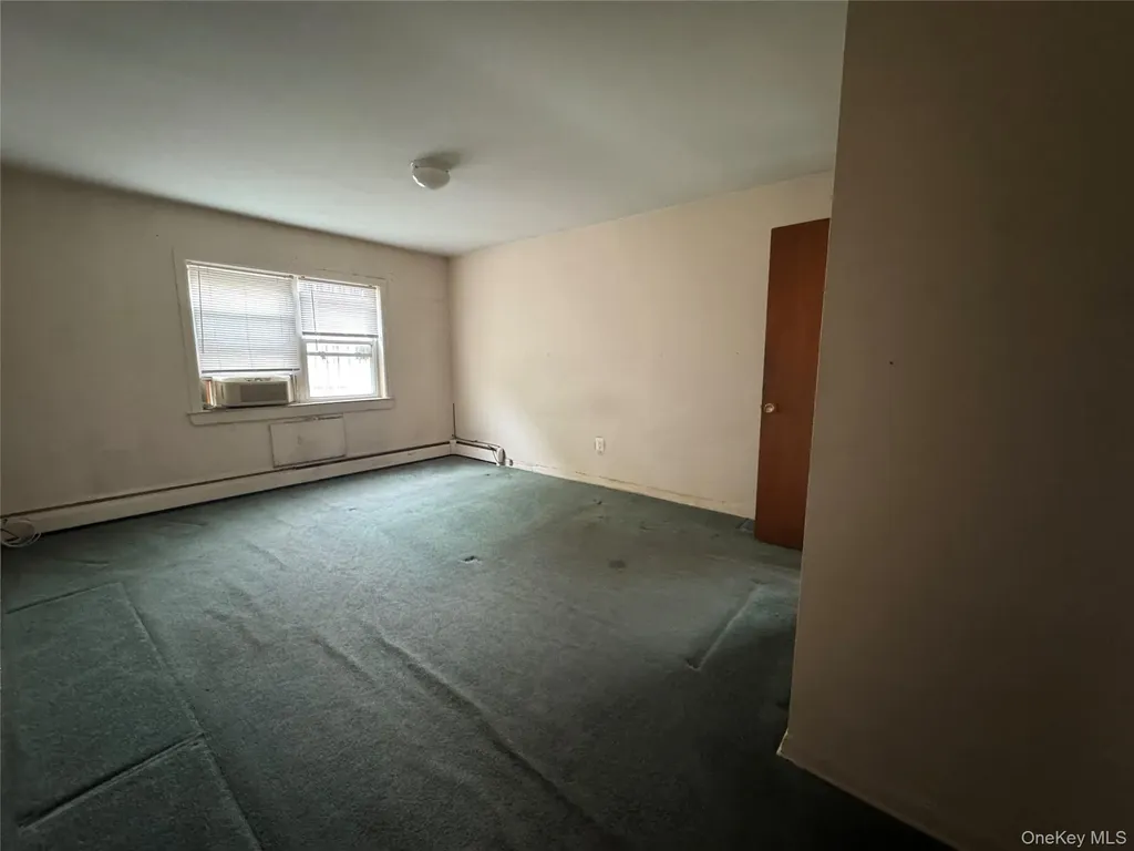 87-66 52nd Avenue Elmhurst NY 11373