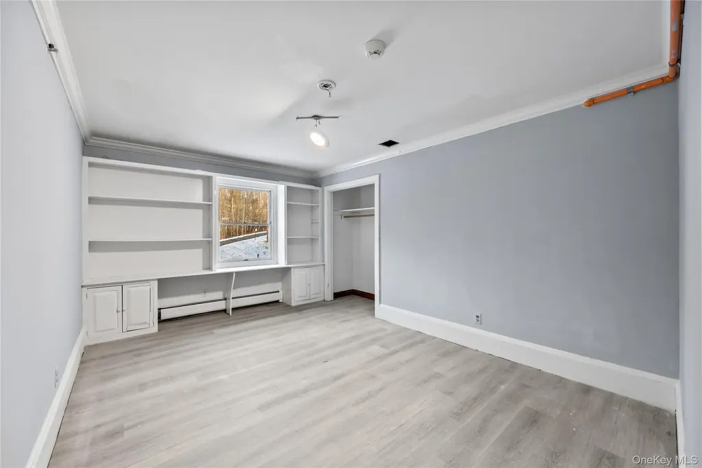 996 Haverstraw Road Suffern NY 10901