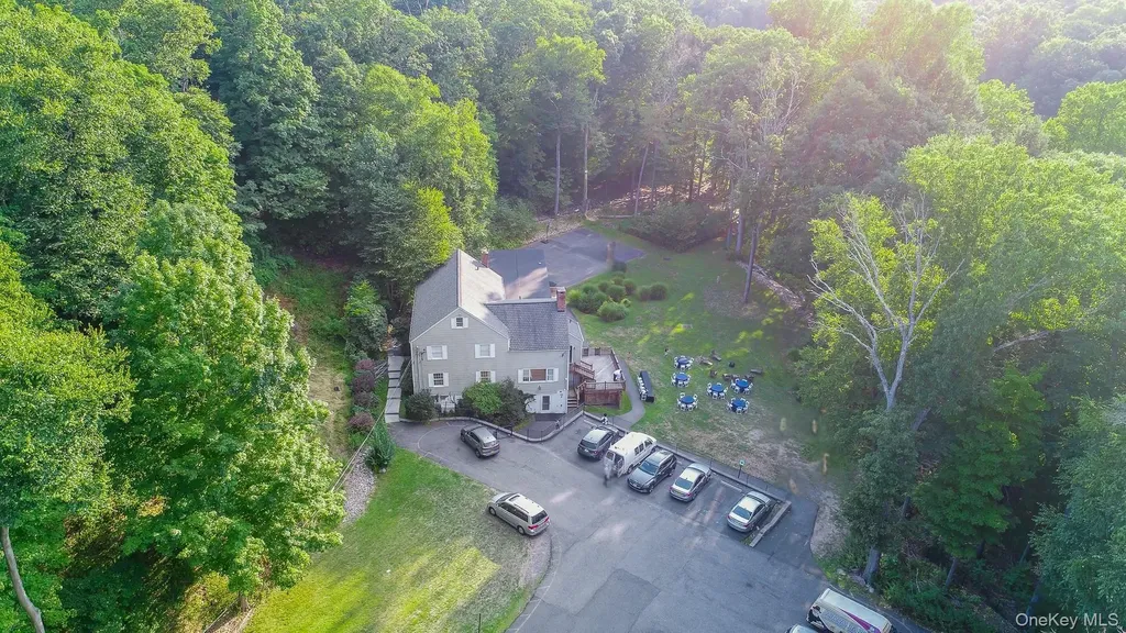996 Haverstraw Road Suffern NY 10901