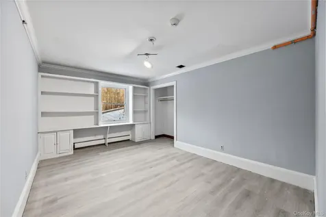 996 Haverstraw Road Suffern NY 10901