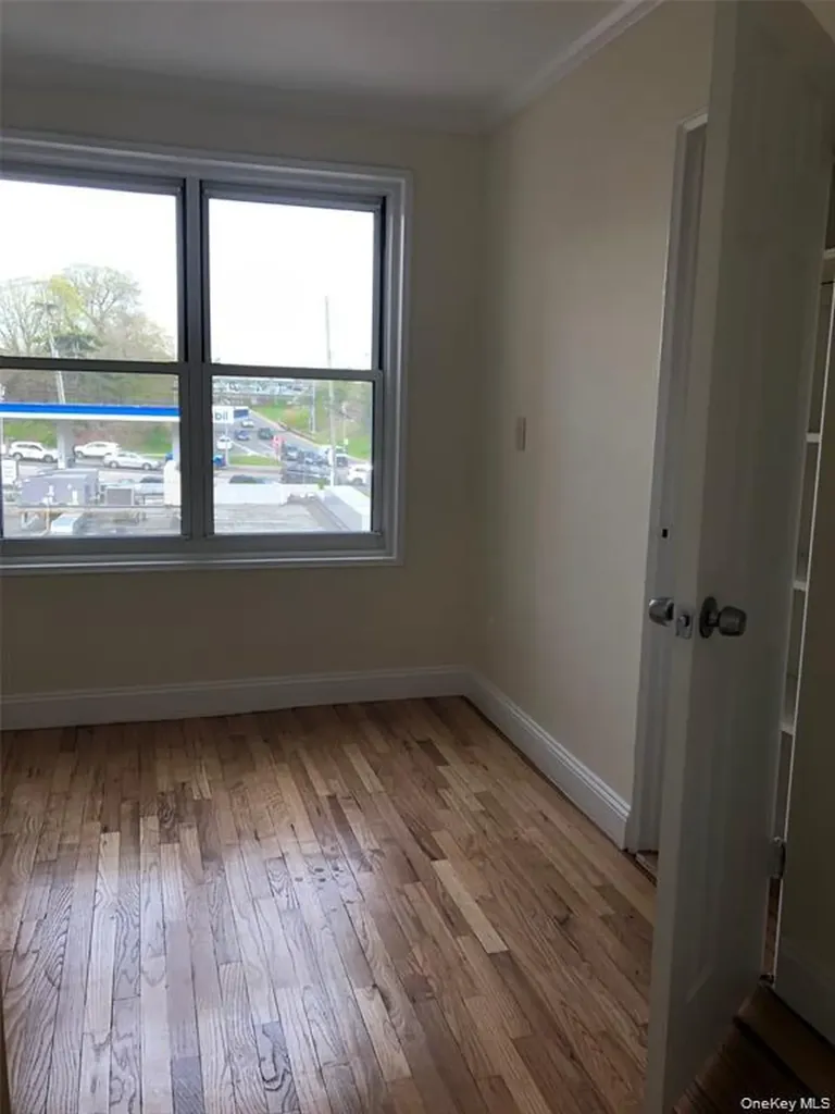 1296 Midland Avenue Yonkers NY 10704