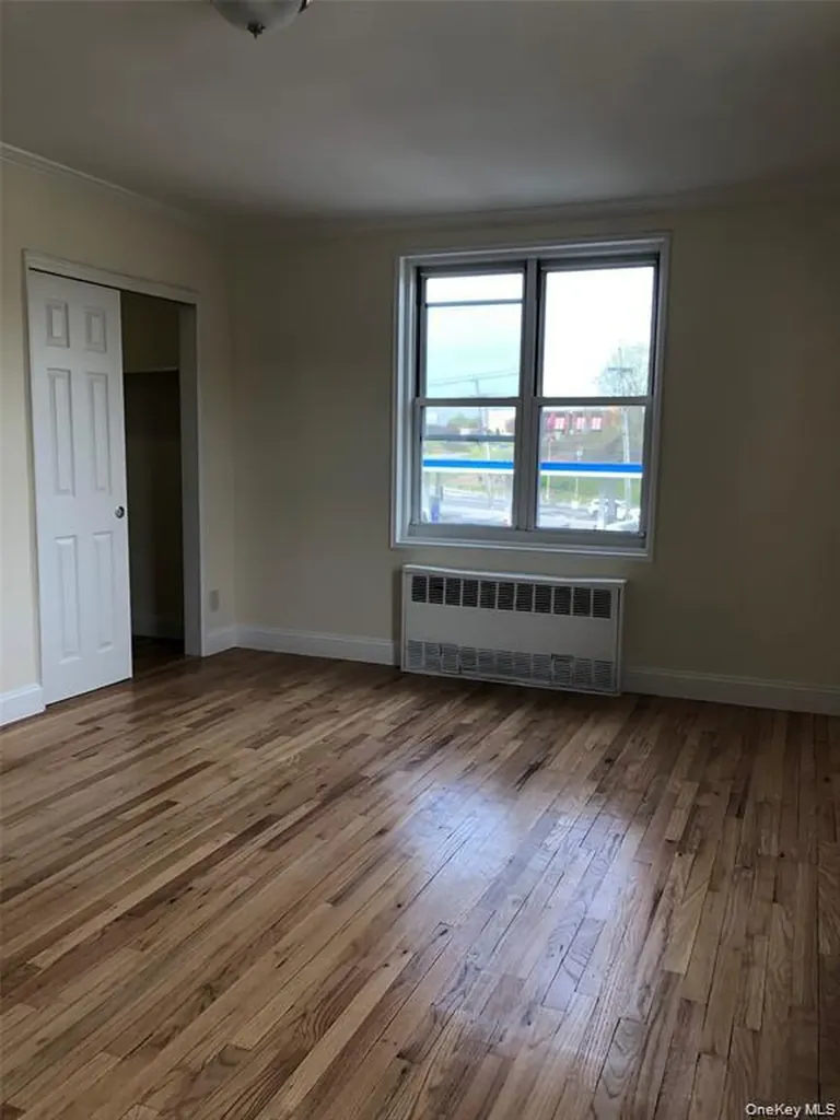 1296 Midland Avenue Yonkers NY 10704