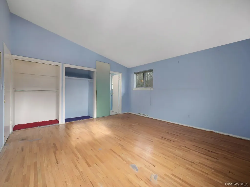 6 Pennington Way Spring Valley NY 10977