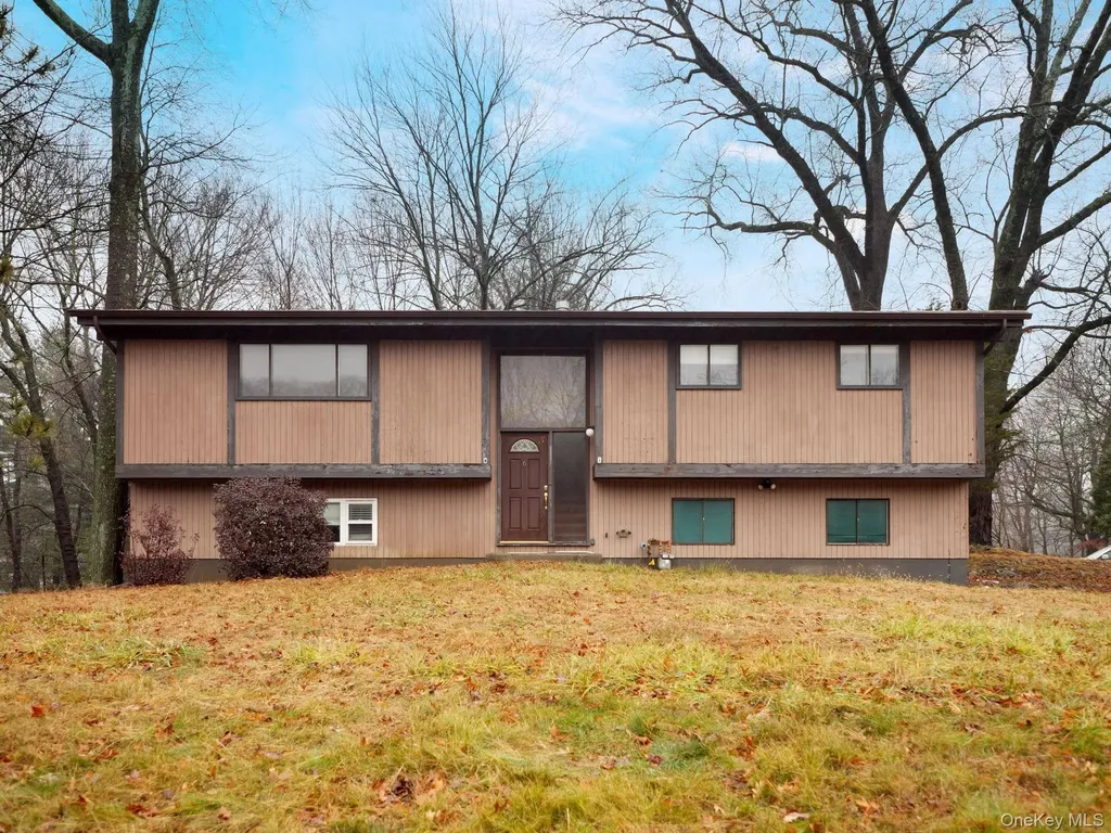 6 Pennington Way Spring Valley NY 10977