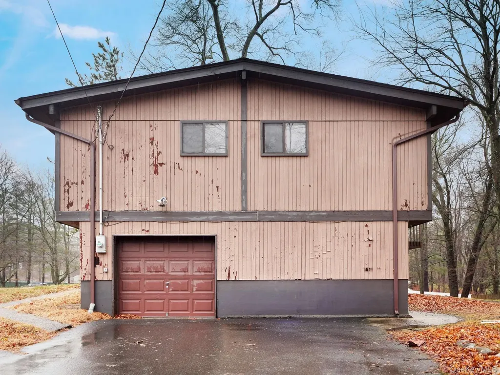 6 Pennington Way Spring Valley NY 10977