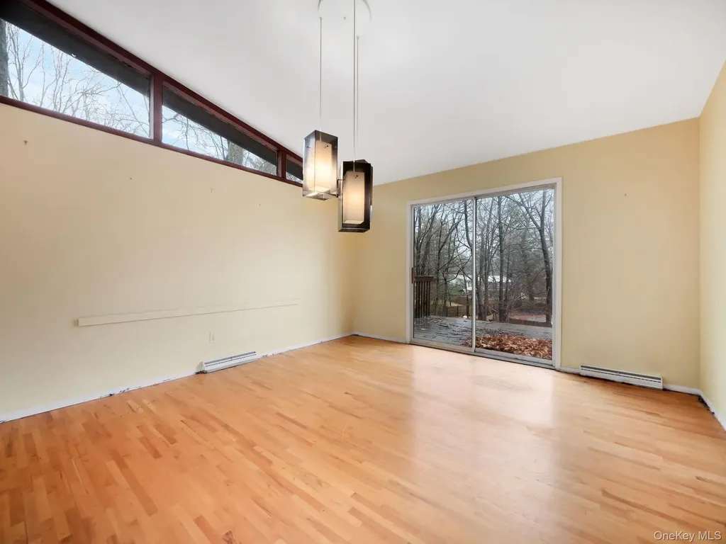 6 Pennington Way Spring Valley NY 10977