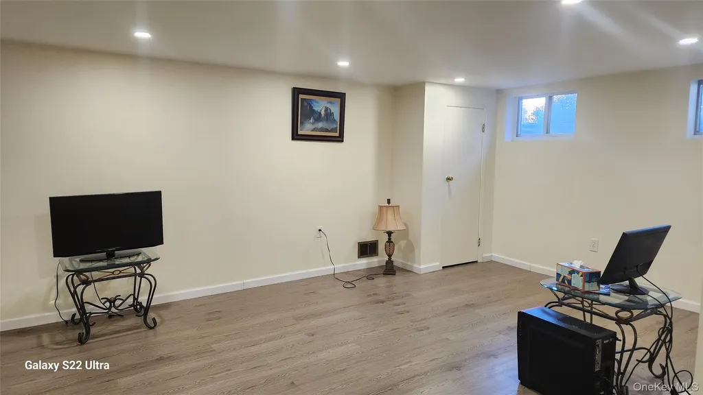 101 Wayne Street Jericho NY 11753