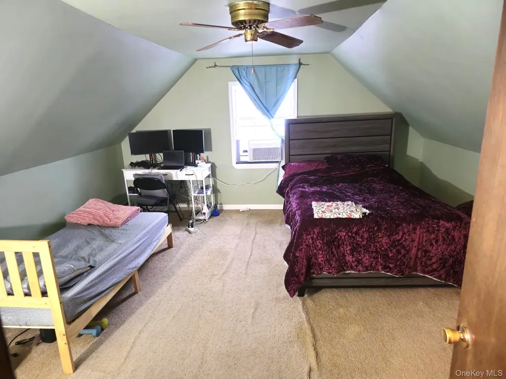 22 E Halley Lane Central Islip NY 11722