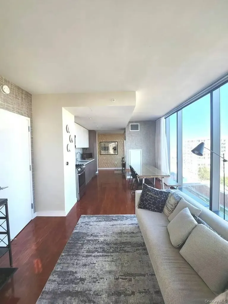 131-01 40th Road Flushing NY 11354