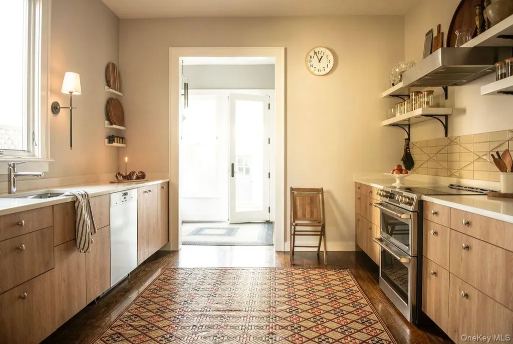 446 E Allen Street Hudson NY 12534