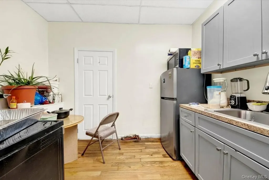 13 N 6th Avenue Mount Vernon NY 10550