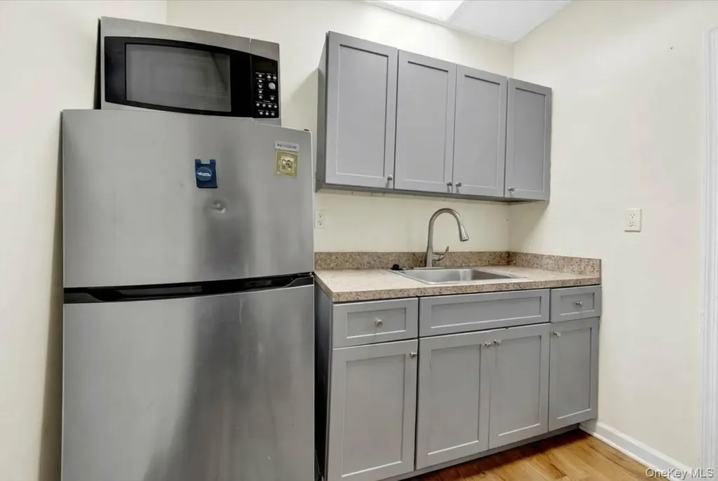 13 N 6th Avenue Mount Vernon NY 10550