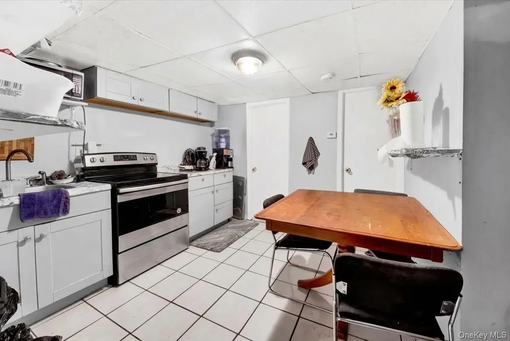 13 N 6th Avenue Mount Vernon NY 10550