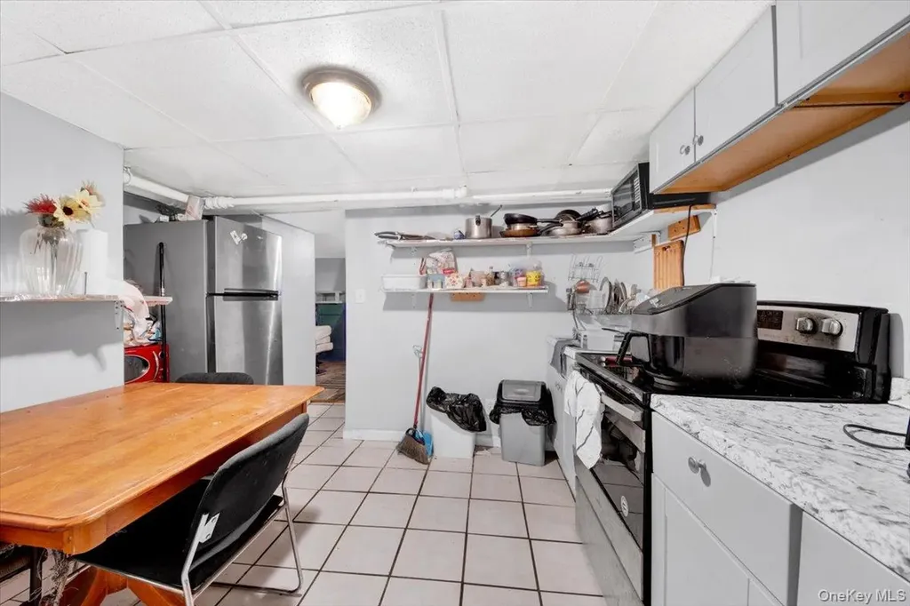 13 N 6th Avenue Mount Vernon NY 10550