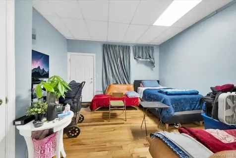 13 N 6th Avenue Mount Vernon NY 10550