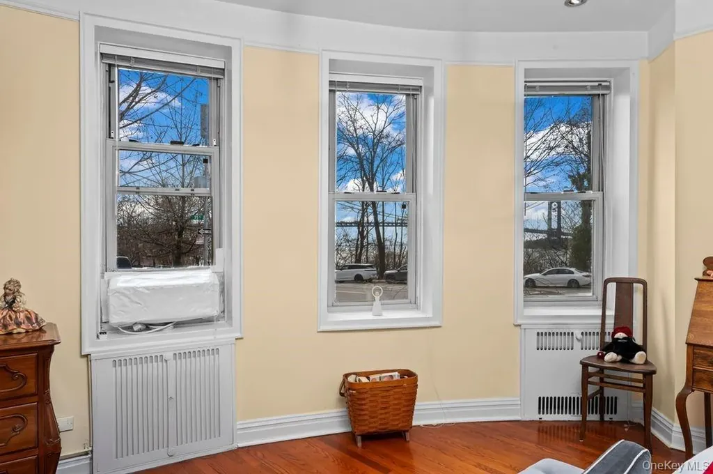 9437 Shore Road Brooklyn NY 11209