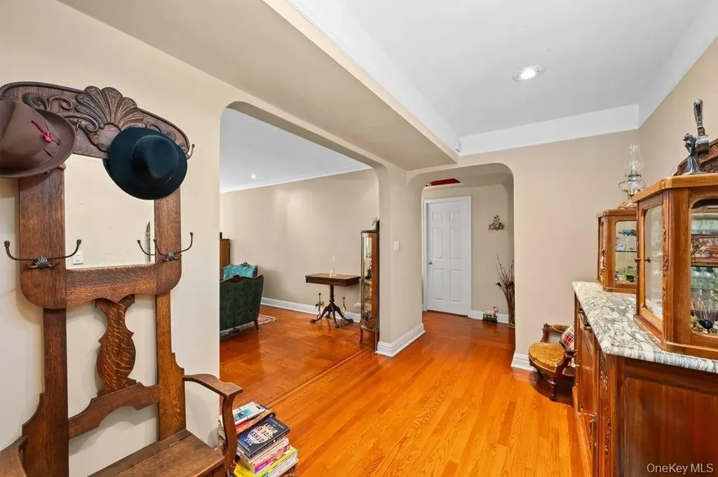 9437 Shore Road Brooklyn NY 11209