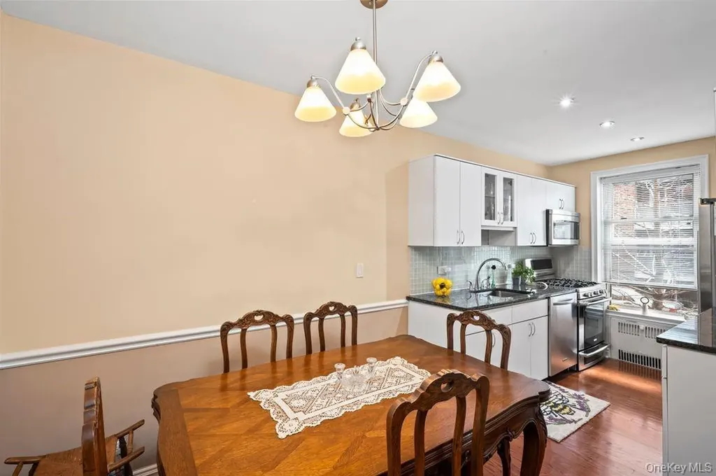 9437 Shore Road Brooklyn NY 11209