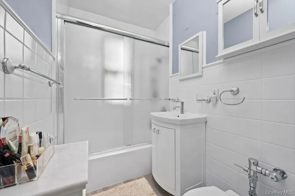 9437 Shore Road Brooklyn NY 11209