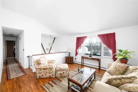 39 Worthington Drive W Carmel NY 10512