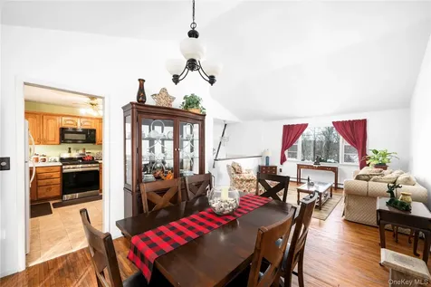 39 Worthington Drive W Carmel NY 10512