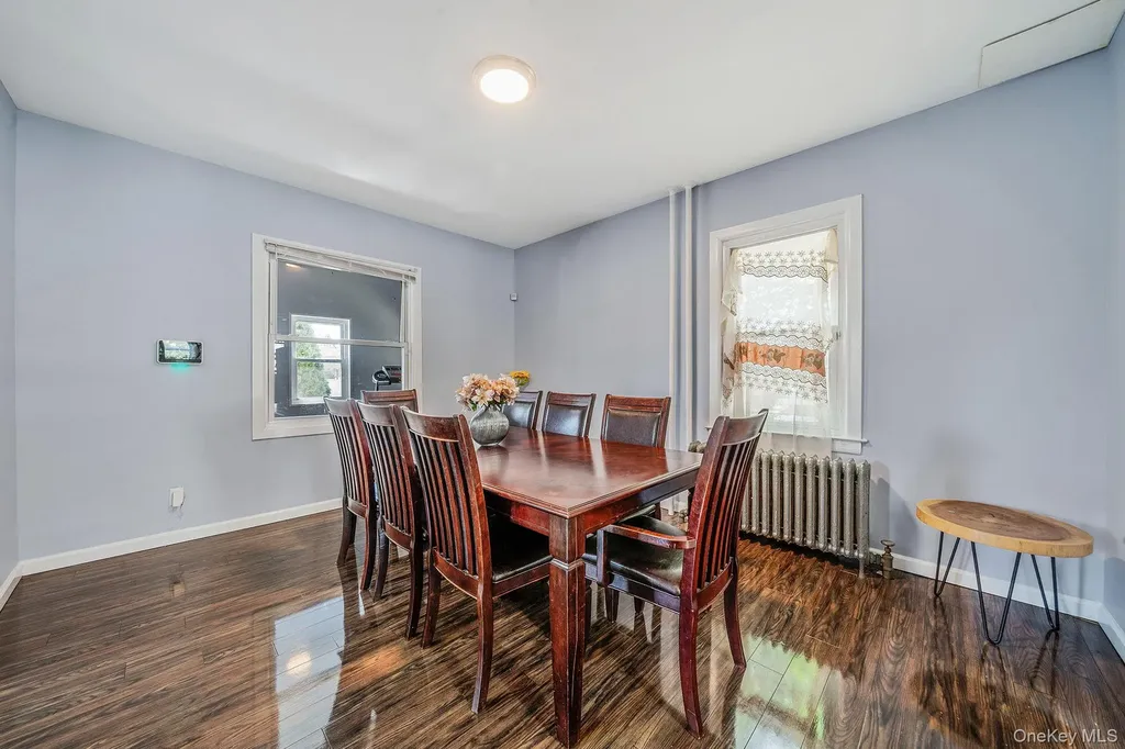 26 Rosedale Avenue Freeport NY 11520