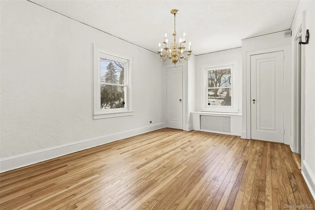 23 Garretson Road White Plains NY 10604
