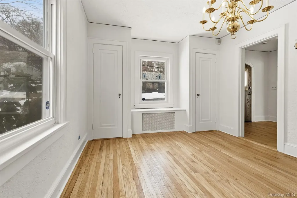23 Garretson Road White Plains NY 10604